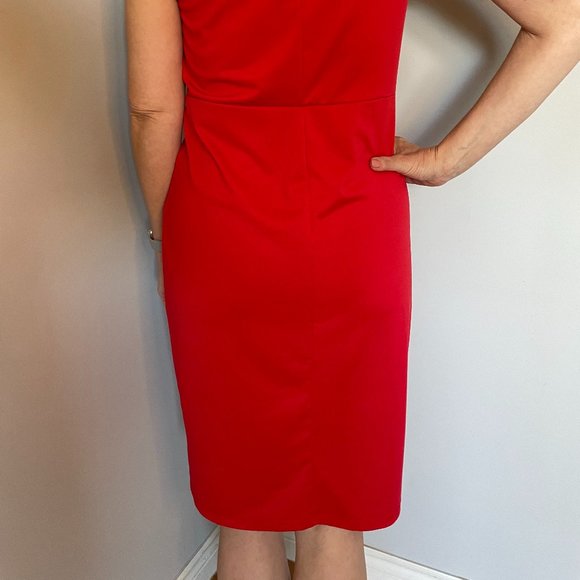 Red sleeveless dress - Picture 4 of 4